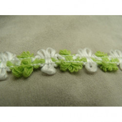 ruban fantaisie motif fleur vert et blanc