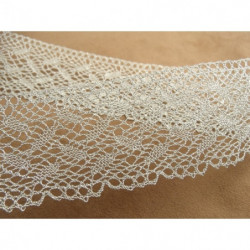broderie fil métallique argenté