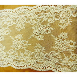 nouvelle dentelle de calais leavers blanc cassé 