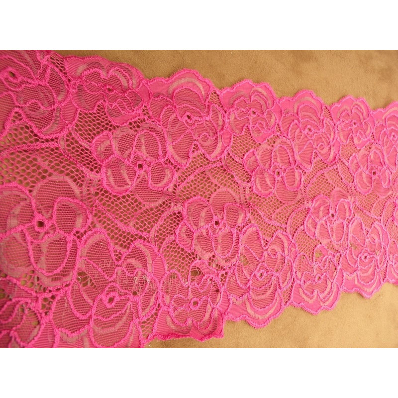 dentelle de calais fuschia violine