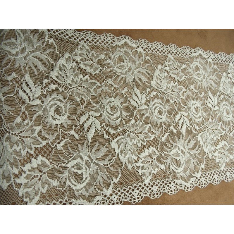 nouvelle dentelle de calais gris perle  