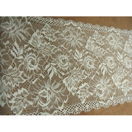 nouvelle dentelle de calais gris perle  