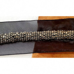 NOUVEAU ruban perlé argent vieilli sur base organza pouvant être passepoil