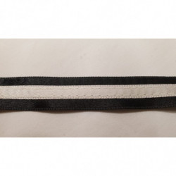 NOUVEAU ruban fantaisie blanc cousu sur fond marron 1.5 cm