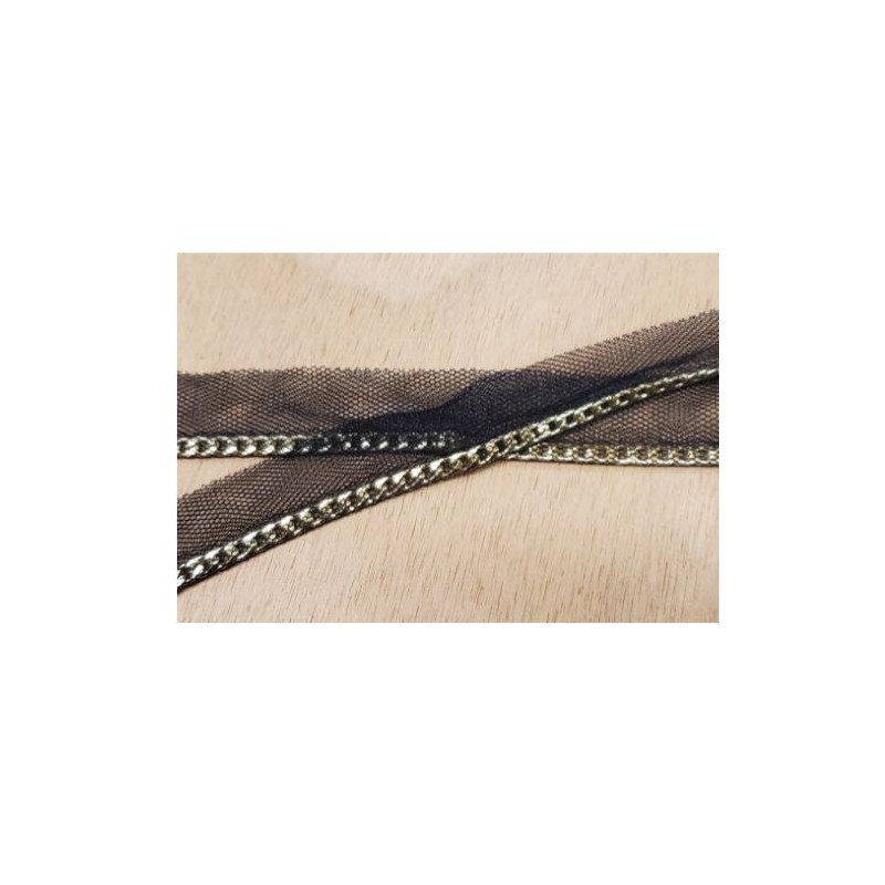 ruban passepoil avec chainette doré sur tulle noir,  largeur total 20 mm