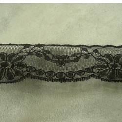 DENTELLE DE CALAIS noire...