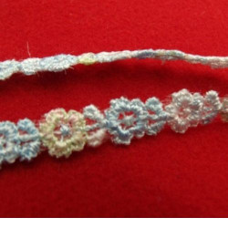dentelle de calais bicolore...