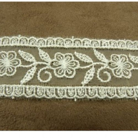 dentelle de calais rachel naturel /blanc cassé 4 cm