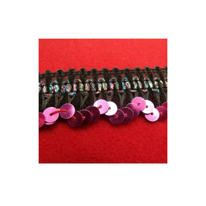 Dentelle broderie de calais noire 8,5 cm