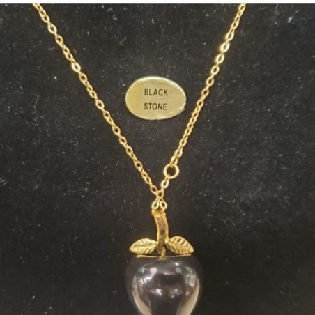 Collier avec chainette métal doré motif pomme en pierre naturelle black stone