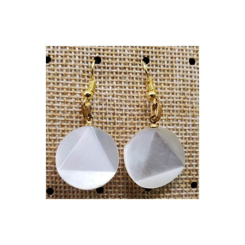 paire de boucle d'oreille en triangle dans un cercle symbole de force blanc