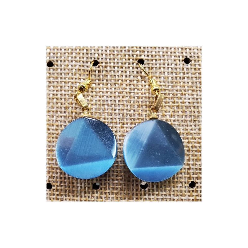 paire de boucle d'oreille en triangle dans un cercle symbole de force bleu
