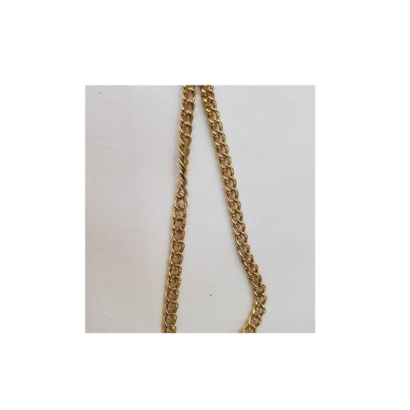 Chainette métalique décorative dore leger longueur 8 mm/ largeur 5 mm