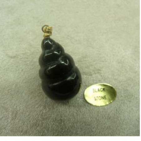 PENDENTIF MOTIF COQUILLAGE- BLACK STONE , HAUTEUR: 2,5 cm /LARGEUR: 1,5 cm/ EPAISSEUR:15 mm