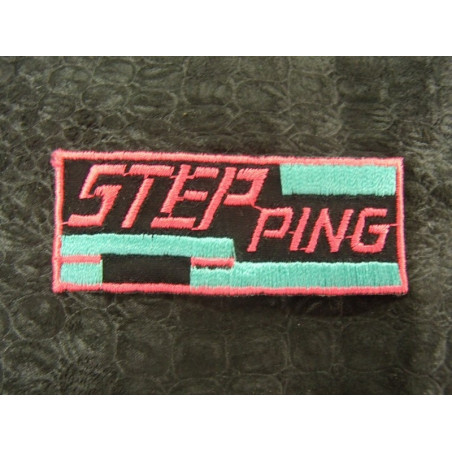 écusson thermocollant- motif: STEP PING- rose vert et noir
