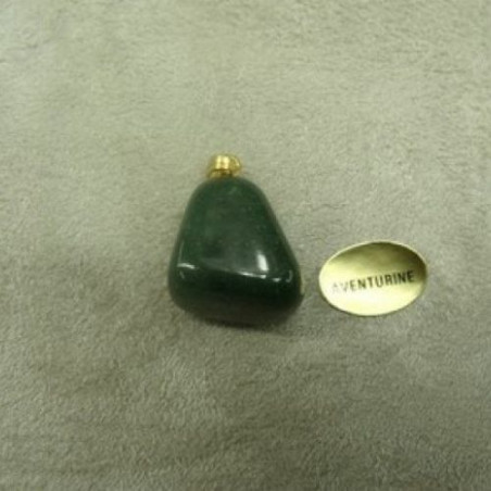 PENDENTIF MOTIF PIERRE- AVENTURINE,HAUTEUR: 2 cm / LARGEUR 1,5 cm / EPAISSEUR: 1,5 cm