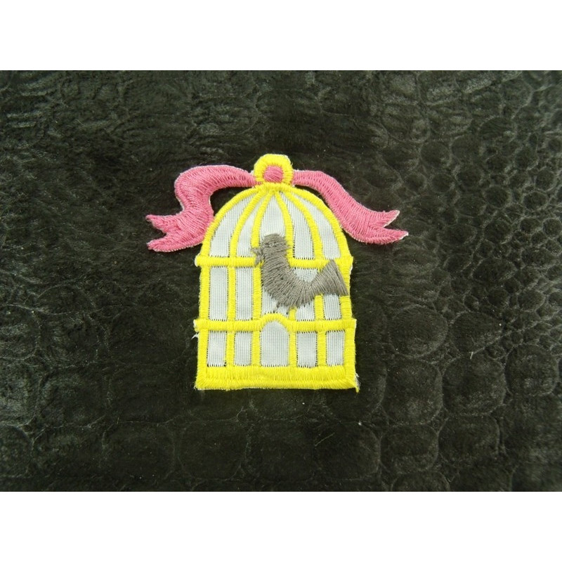 écusson à coudre motif: CAGE A OISEAU- gris jaune et rose écusson à coudre motif: CAGE A OISEAU- gris jaune et rose