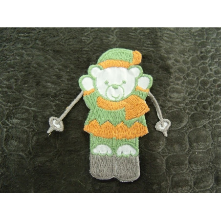 écusson à coudre- motif: NOUNOURS SKI- orange gris et vert au visage blanc écusson à coudre- motif: NOUNOURS SKI- orange gris et vert au visage blanc