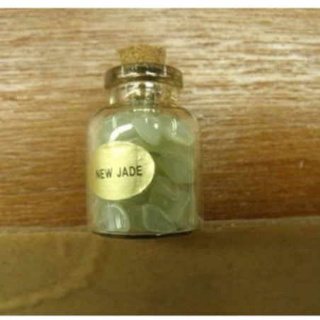 FLACON REMPLI DE PLUSIEURS PETITES PIERRES- NEW JADE ,HAUTEUR : 3 cm / DIAMETRE : 2 cm