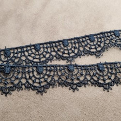 dentelle de calais noire...
