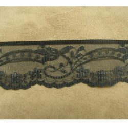 DENTELLE DE CALAIS noire de fabrication française brodée sur tulle 4 cm
