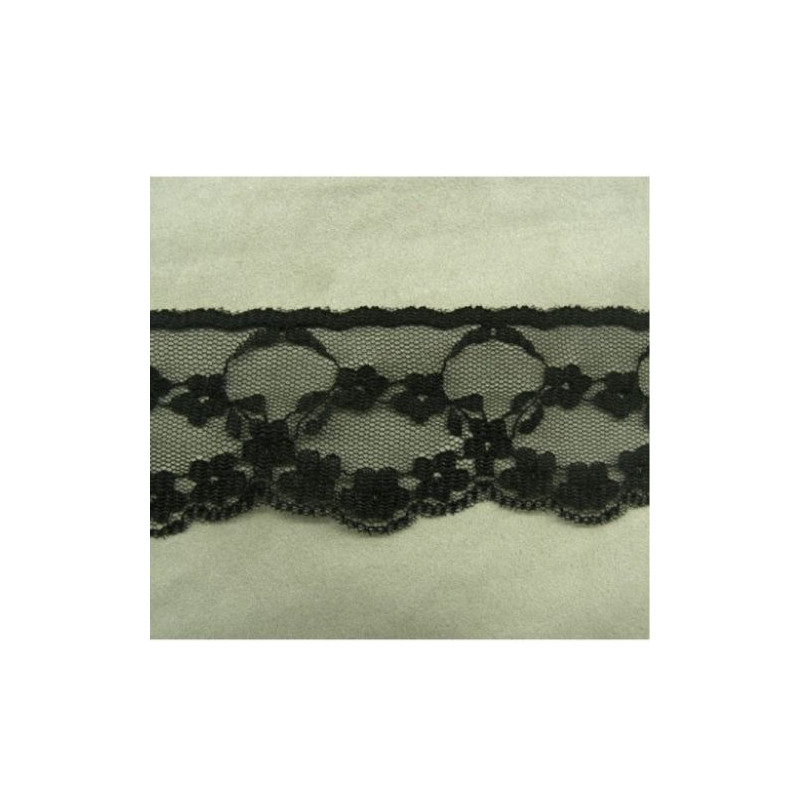 DENTELLE DE CALAIS fine noire brodée sur tulle dentelé sur une bordure 5 cm