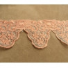 Dentelle De Calais Coton Bois De Rose Brodée Sur Tulle 2 cm