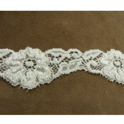 DENTELLE DE CALAIS blanche...