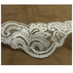 DENTELLE DE CALAIS blanche...