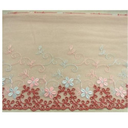 DENTELLE DE CALAIS rose et rouge 18 cm