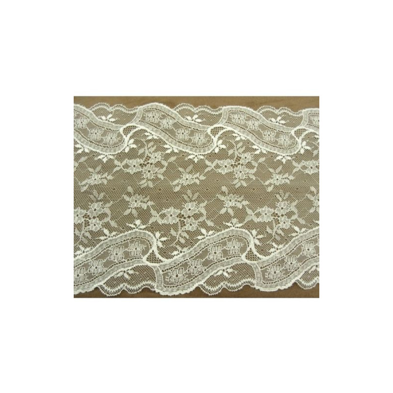 DENTELLE DE CALAIS IVOIRE motif fleurs et bordure festonnée 17 cm