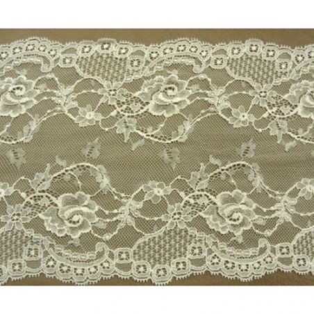 DENTELLE DE CALAIS chair dentelée sur les 2 bordures 18 cm