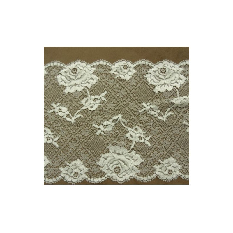 DENTELLE DE CALAIS stretch écru Fine et vaporeuse dentellé sur les deux bordures theme roses 20 cm