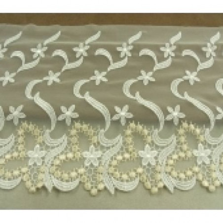 DENTELLE DE CALAIS brodée sur maille 20 cm