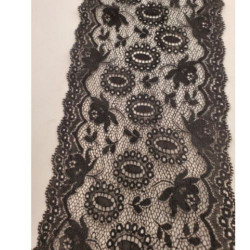 dentelle de calais noire stella 13 cm