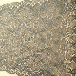 dentelle de calais  jacquard noir et cuivré 25 cm