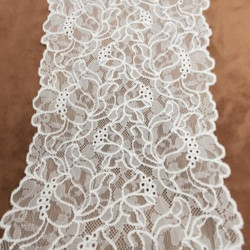 dentelle de calais leavers blanche18 cm
