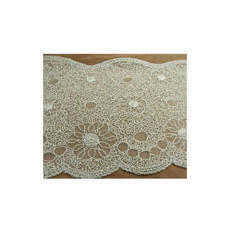 dentelle de calais gris clair 13 cm