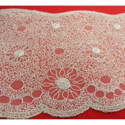 dentelle de calais gris clair 13 cm