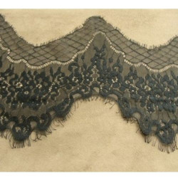 DENTELLE DE CALAIS noire 15 cm