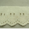 BRODERIE ANGLAISE VINTAGE COTON écru  6 cm/hauteur de broderie:3.5 cm