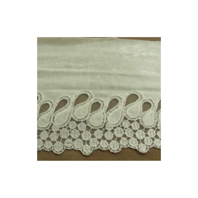 BRODERIE COTON CREME brodée sur velours 16 cm /hauteur de broderie  6 cm