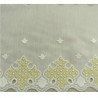 BRODERIE JAUNE  sur voile de coton sur fond blanc  15 cm /hauteur de broderie 7 cm