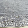 BRODERIE BLEU sur jersey de coton  14 cm /hauteur de broderie 7 cm brodé blanc
