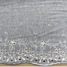 BRODERIE BLEU sur jersey de coton  14 cm /hauteur de broderie 7 cm brodé blanc
