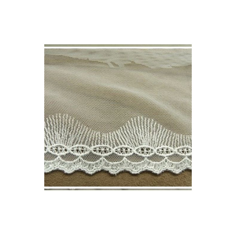 BRODERIE COTON  sur tulle blanche 10 cm /hauteur de broderie 4 cm