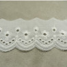 BRODERIE ANGLAISE COTON blanche 4 cm /hauteur de broderie: 3 cm