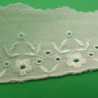 BRODERIE ANGLAISE coton blanche  4 cm