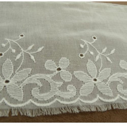 BRODERIE coton blanche 10 cm