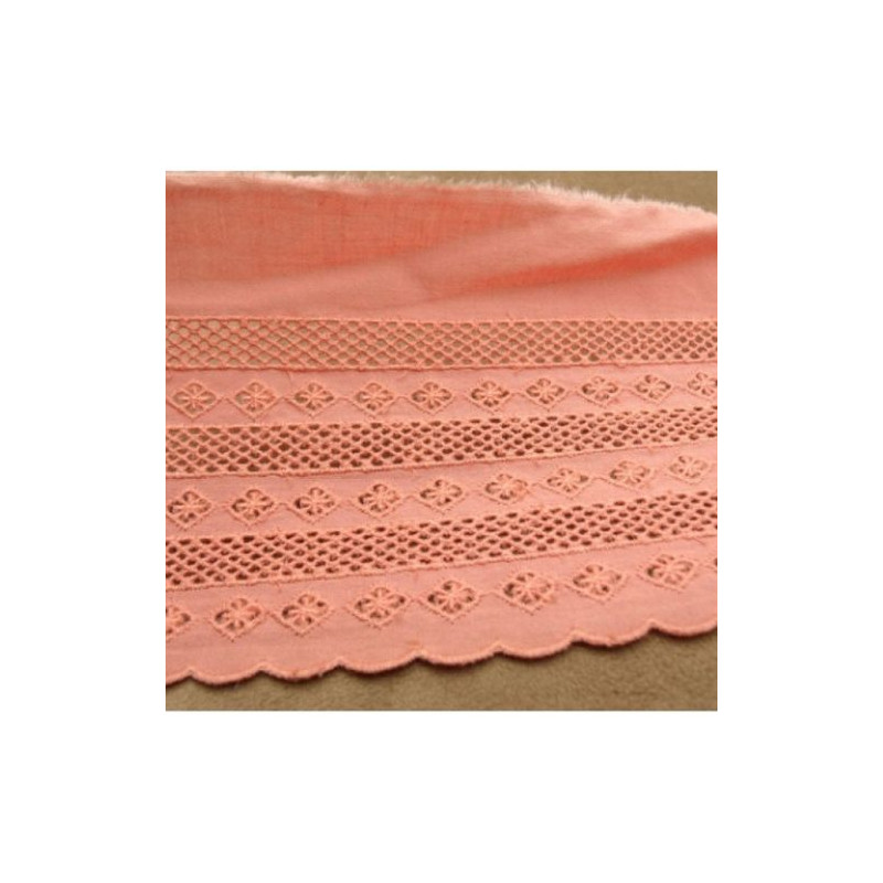 broderie coton rose / saumon 14 cm hauteur de broderie /8 cm